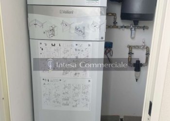 DETTAGLIO POMPA DI CALORE AUTONOMA - Quadrilocale Roncadelle - foto 14