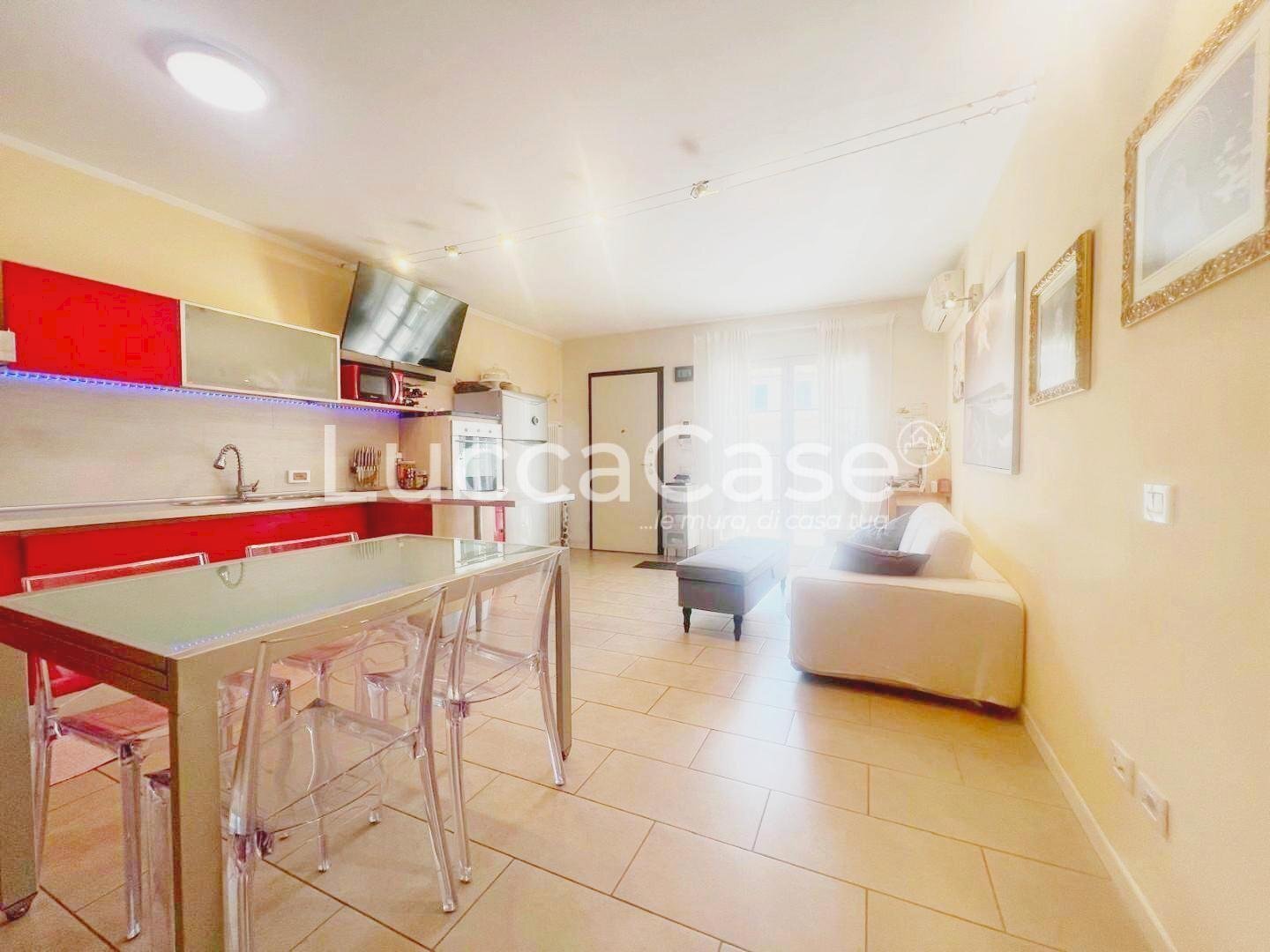 Villa a Schiera Lucca (zona San Concordio Contrada) - foto 2