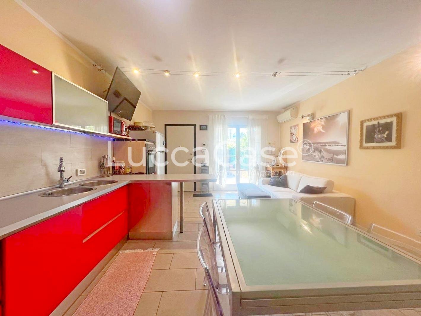 Villa a Schiera Lucca (zona San Concordio Contrada) - foto 3