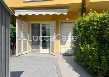 Villa a Schiera Lucca (zona San Concordio Contrada) - foto 19