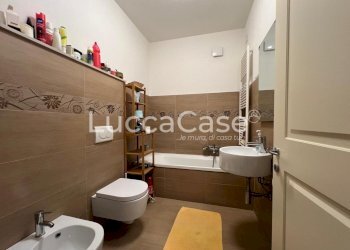 Villa a Schiera Lucca (zona San Concordio Contrada) - foto 16