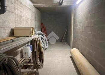 Box Via enrico de nicola, Riva presso Chieri - foto 3