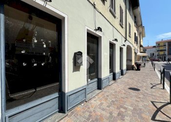 Negozio Via Pietro Custodi, Galliate - foto 9