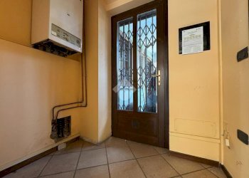 Negozio Via Pietro Custodi, Galliate - foto 15