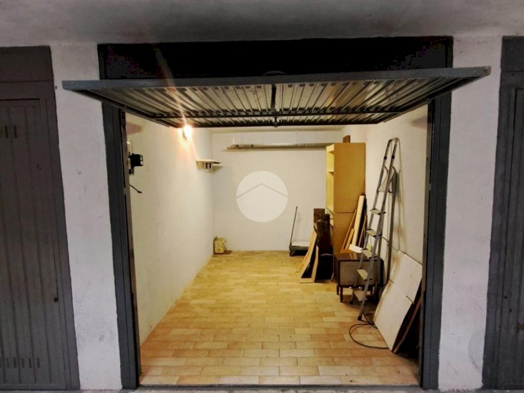 Box Via Diego Guicciardi, Milano (neighborhood Dergano) - photo 2