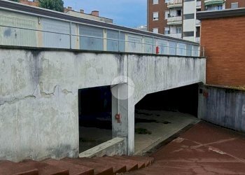 Box Via Diego Guicciardi, Milano (zona Dergano) - foto 16