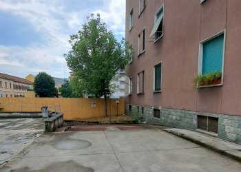 Box Via Diego Guicciardi, Milano (zona Dergano) - foto 3