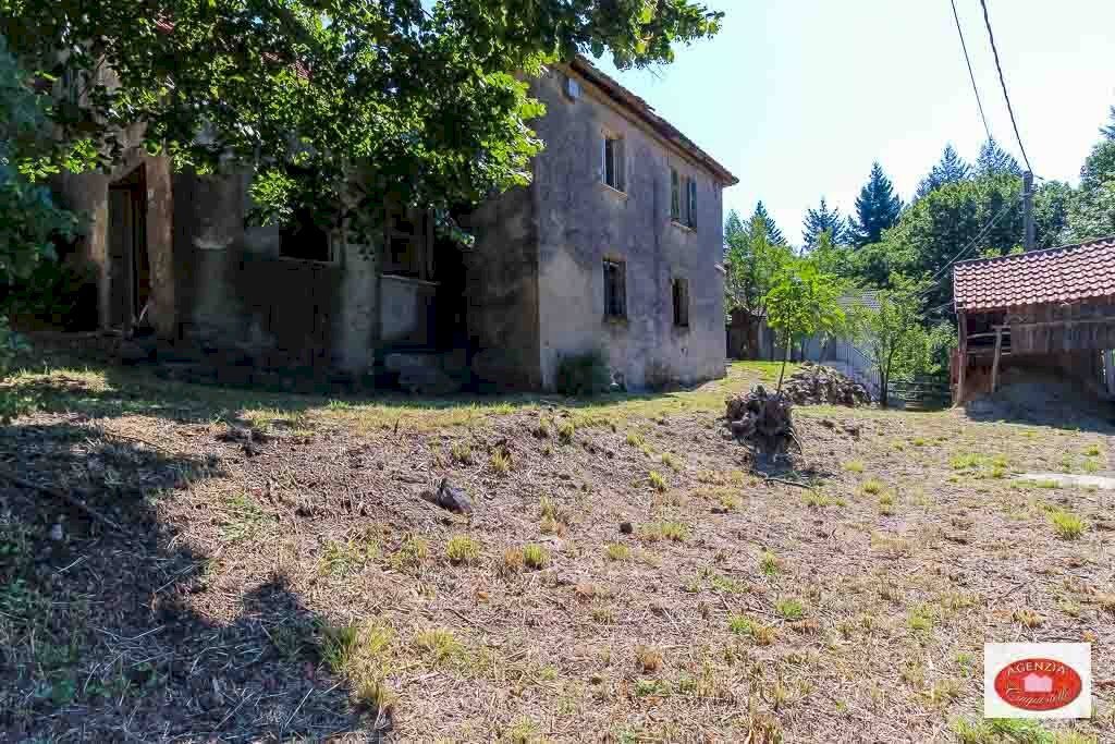 La casa con il terreno antistante - Rustico Via Davide Vignolo
 
38, Pontinvrea - foto 3