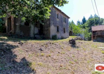 La casa con il terreno antistante - Rustico Via Davide Vignolo
 
38, Pontinvrea - foto 3