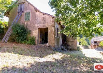 La casa con uno degli ingressi - Rustico Via Davide Vignolo
 
38, Pontinvrea - foto 9