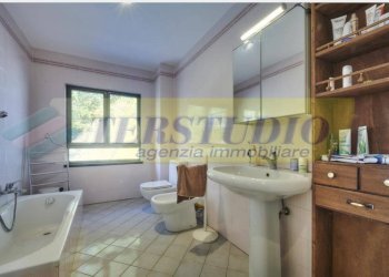 Foto 6 - Quadrilocale Via Strada Per Maggiana
 
20, Mandello del Lario - foto 6