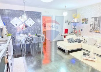 Soggiorno - Appartamento Via Manfredonia
 
48, Foggia - foto 3