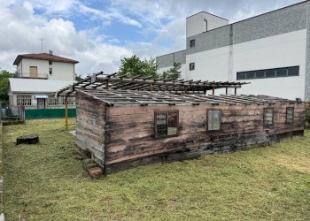 Foto 9 - Magazzino via I Maggio
1, Azzate - foto 9