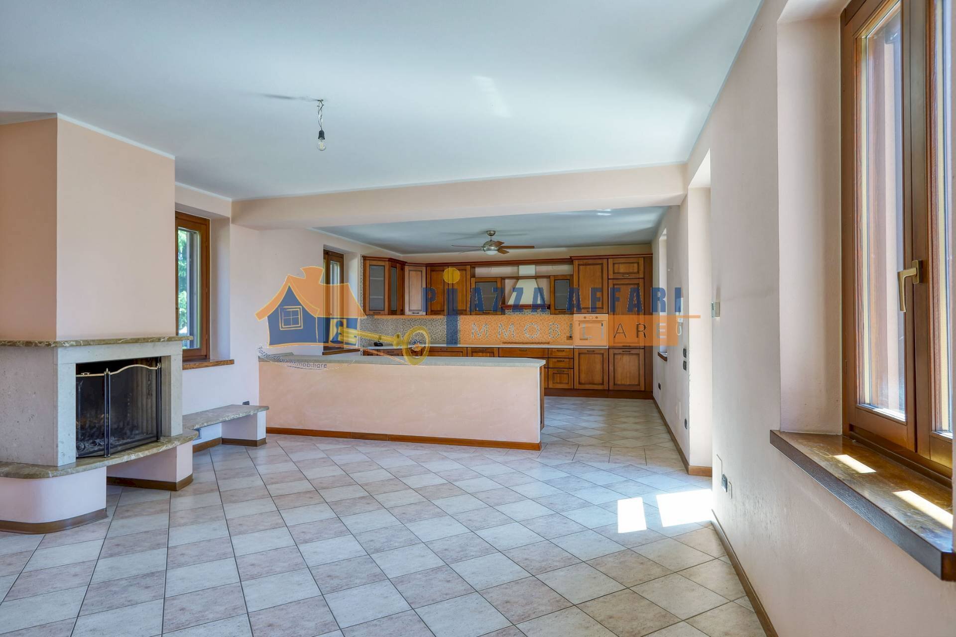 Foto 2 - Casa indipendente VIA DANTE ALIGHIERI
 
10, Carnago - foto 2