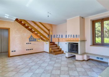 Foto 5 - Casa indipendente VIA DANTE ALIGHIERI
 
10, Carnago - foto 5