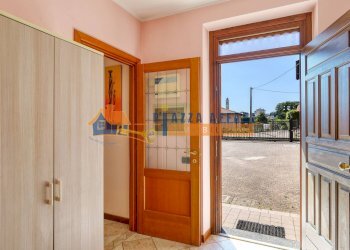 Foto 11 - Casa indipendente VIA DANTE ALIGHIERI
 
10, Carnago - foto 11