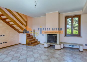 Foto 12 - Casa indipendente VIA DANTE ALIGHIERI
 
10, Carnago - foto 12