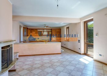 Foto 13 - Casa indipendente VIA DANTE ALIGHIERI
 
10, Carnago - foto 13