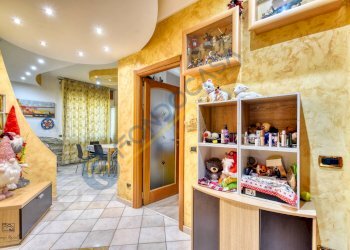 Foto 3 - Trilocale VIA TRIESTE
 
106, Limbiate - foto 3