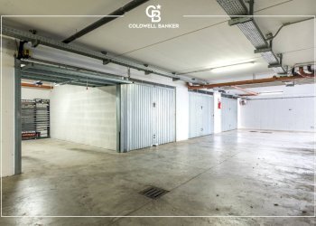 Foto 2 - Box Via Cetraro
 
9, Roma - foto 2