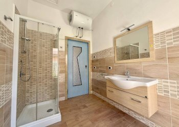 Foto 29 - Appartamento Via Ammiraglio Magnaghi
 
25, La Maddalena - foto 29