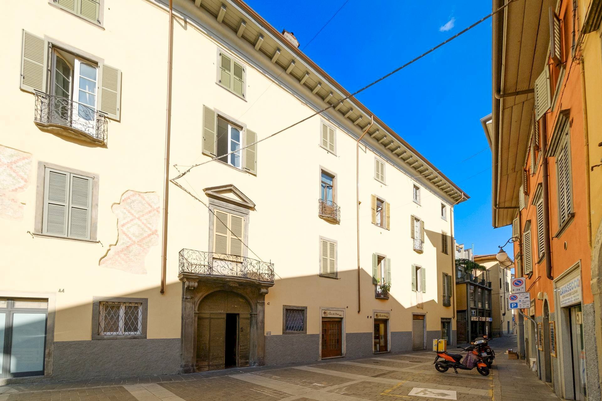 Foto 2 - Trilocale via San Pietro
42, Alzano Lombardo - foto 2