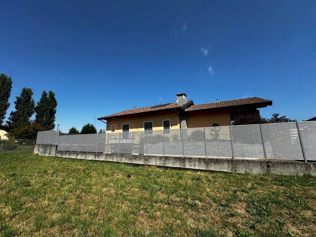 Terreno - Building land via Olona, Cavaria con Premezzo - photo 1