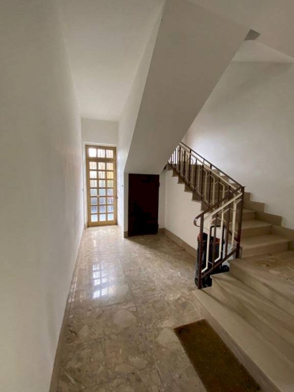 Scala - Appartamento via Isolabella, 13, Carmagnola - foto 3