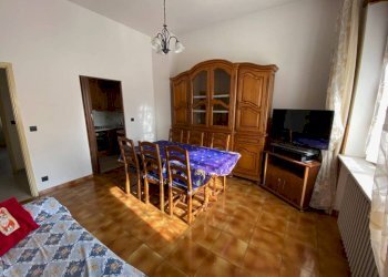 Salone - Appartamento via Isolabella, 13, Carmagnola - foto 20