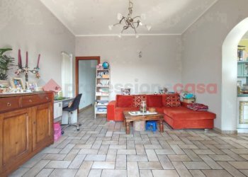 Salone - Casa indipendente via ceserio, Oleggio Castello - foto 3