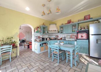 Cucina - Casa indipendente via ceserio, Oleggio Castello - foto 4