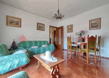 Salone - Casa indipendente via ceserio, Oleggio Castello - foto 11