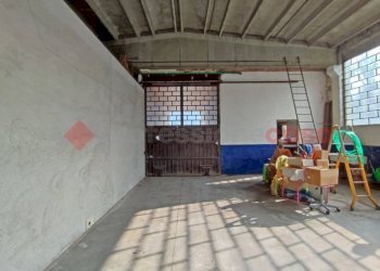 Interno non residenziale - Casa indipendente via ceserio, Oleggio Castello - foto 16