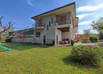 Giardino - Casa indipendente via ceserio, Oleggio Castello - foto 17