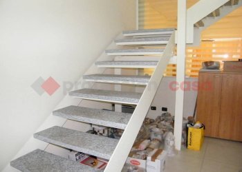 Scala - Capannone via DELLE ROBINIE, Mezzomerico - foto 21