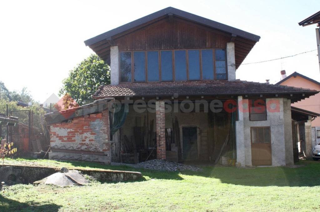 Facciata - Rustic via dorbiè superiore, Castelletto Sopra Ticino - photo 1