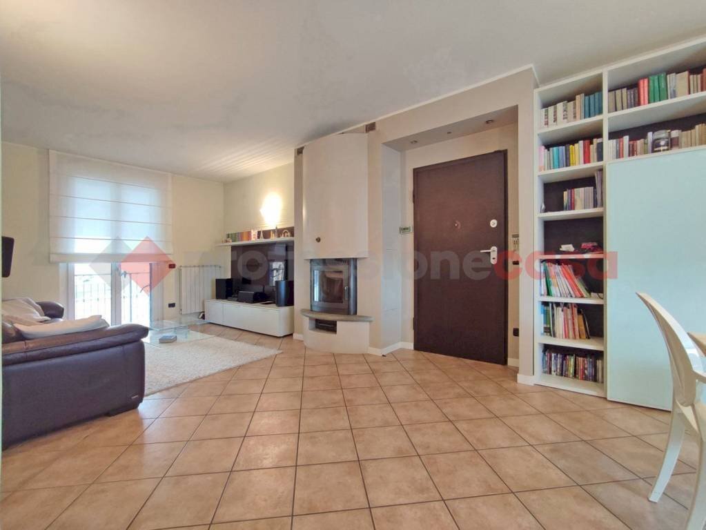 Salone - Villa via san marcello, Paruzzaro - foto 2