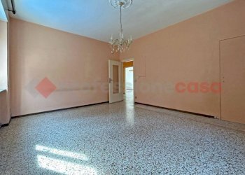 Stanza non arredata - Three-room apartment via verbano, Arona - photo 8