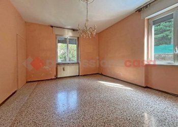 Stanza non arredata - Trilocale via verbano, Arona - foto 9