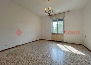 Stanza non arredata - Trilocale via verbano, Arona - foto 11