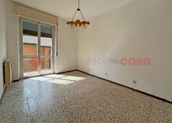 Stanza non arredata - Trilocale via verbano, Arona - foto 12