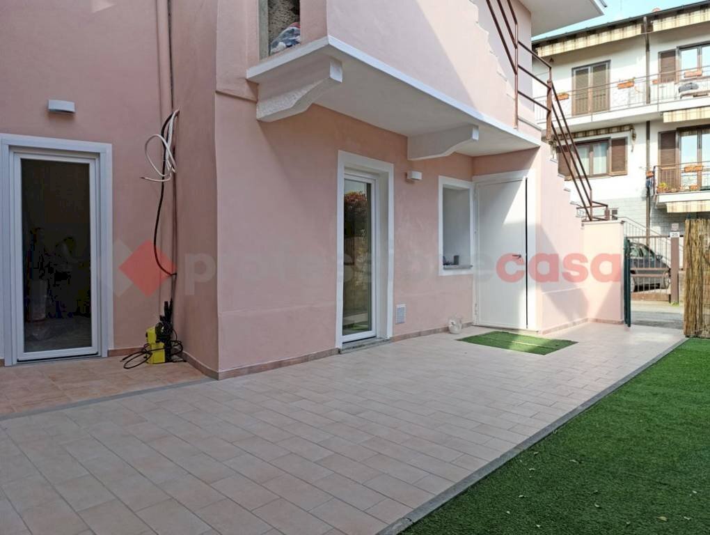 Giardino - Bilocale via Crosa, Arona - foto 2