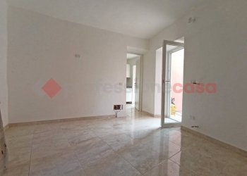 Cucina - Bilocale via Crosa, Arona - foto 10