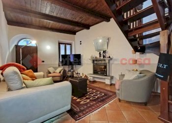 Salone - Casa indipendente via Porta vigana, Invorio - foto 3