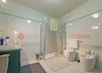 Bagno - Casa indipendente via Porta vigana, Invorio - foto 18
