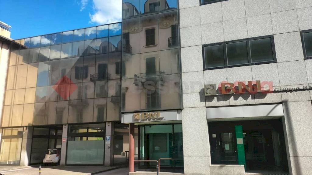 Facciata - Ufficio via De Amicis, Omegna - foto 3