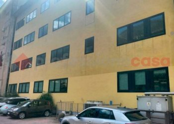 Facciata - Ufficio via De Amicis, Omegna - foto 4