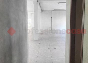 Corridoio - Ufficio via De Amicis, Omegna - foto 14