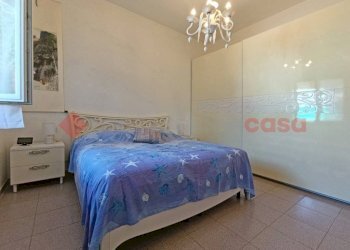 Camera da letto - Villa a Schiera viale Ticino, Castelletto Sopra Ticino - foto 6