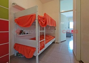 Disimpegno - Villa a Schiera viale Ticino, Castelletto Sopra Ticino - foto 9